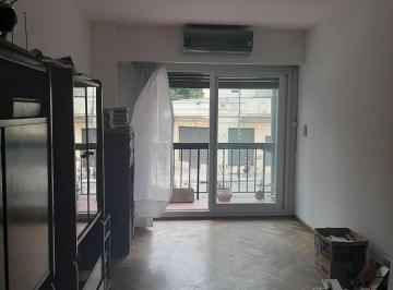 Departamento · 90m² · 4 Ambientes · Departamento en Venta - 2 Dorm. 2 Baños - Colegiales