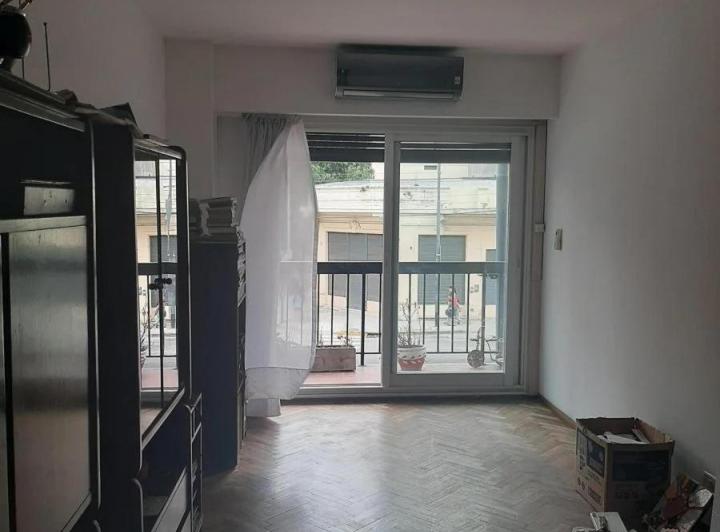 Departamento en Venta - 2 Dorm. 2 Baños - Colegiales