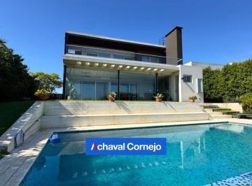 Casa · 240m² · 6 Ambientes · 4 Cocheras · Casa en Venta en Puertos, Vistas, Al Agua 3 Dorm. con Dependencia