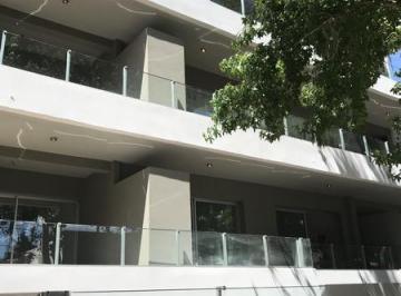 Departamento · 99m² · 3 Ambientes · 1 Cochera · En Venta, Excelente Piso de 2 Dorm. con Balcon Terraza y Parrilla, Cochera