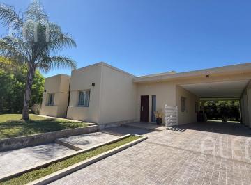 Casa · 170m² · 4 Ambientes · 2 Cocheras · Casa en Horizontes Al Sur
