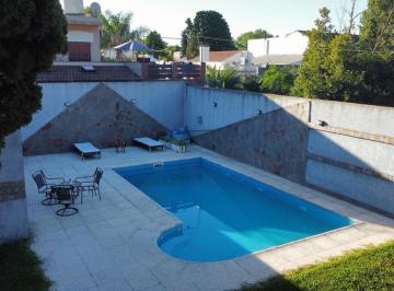 Casa · 190m² · 1 Ambiente · Venta Lote Pileta Quincho Banfield Barrio Inglés