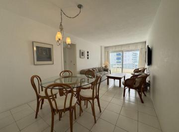 Departamento · 101m² · 3 Ambientes · 1 Cochera · Venta - Departamento 2 Dorm. con Balcón - Playa Brava, Punta del Este.