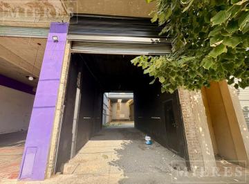 Local comercial · 220m² · 1 Ambiente · Local de 220 m² en Alquiler en Tortuguitas, Pilar