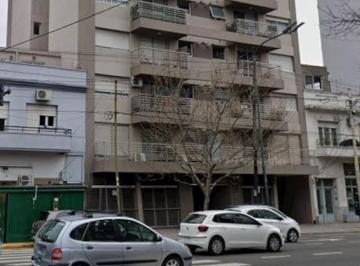 Departamento · 32m² · 1 Cochera · Venta Cochera Doble Acceso Independiente Flores