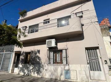 PH de 4 ambientes, Parque Chacabuco · Vendo PH Tipo Casa en Parque Chacabuco Sin Expensas