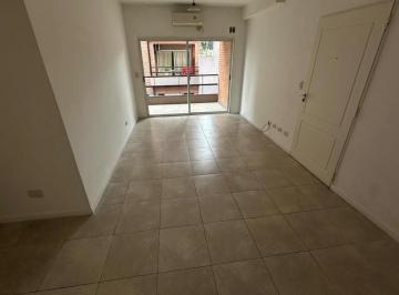 Departamento · 40ha · 2 Ambientes · 1 Cochera · Departamento en Alquiler