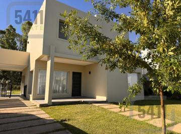 Casa · 180m² · 5 Ambientes · 1 Cochera · Alquiler Temporal Casa 5 Ambientes con Pileta en Santa Ines Canning
