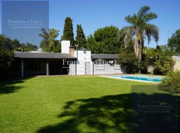 Casa · 140m² · 4 Ambientes · 1 Cochera · Casa Tipo Quinta 4 Ambientes con Pileta en La Reja