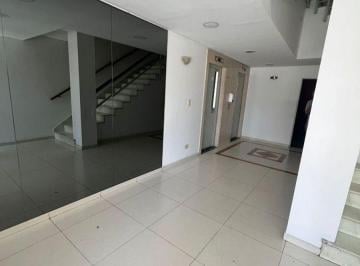 Departamento de 3 ambientes, Lomas de Zamora · Departamento 3 Amb. en Alquiler C/cochera - Lomas de Zamora