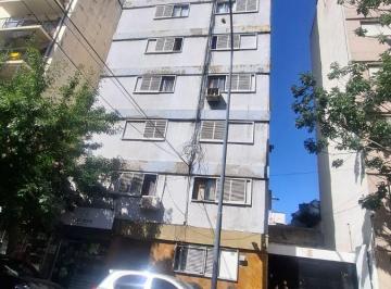 Departamento de 2 ambientes, Almagro · 2 Ambientes Contrafrente Super Luminoso Vista Abierta Refaccionado a Nuevo Río de Janeiro 323