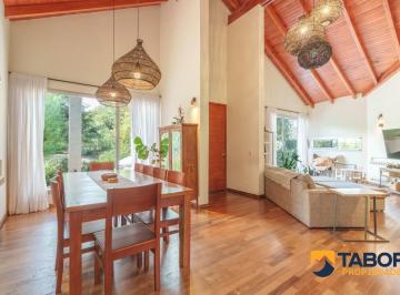 Casa · 180m² · 5 Ambientes · 2 Cocheras · Imperdible Casa en Venta | Planta Baja | Barrio Privado El Rodeo, La Calera