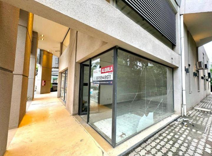 Local comercial · 15m² · 1 Ambiente · 1 Cochera
