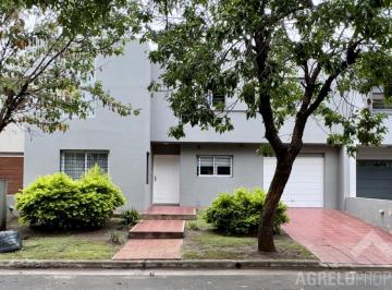 Casa · 200m² · 4 Ambientes · 2 Cocheras · Casa en Tejas Ll