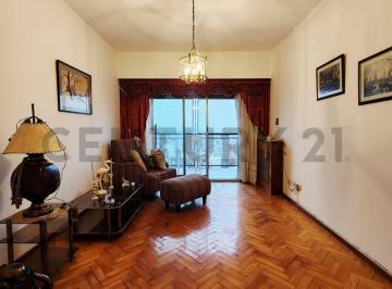 Departamento · 80m² · 4 Ambientes · Vta Dpto 4 Amb Financia Apto Credito Permuta