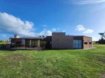 Casa de 4 ambientes, Miramar · Alquiler Anual Casa en Miramar Links