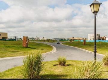 Terreno · 800m² · Terreno en Venta - 800 m² - San Sebastián