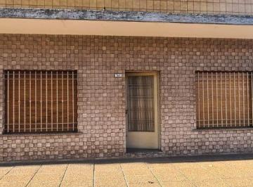 PH de 3 ambientes, Tres de Febrero · Dpto Tipo Casa 1er Piso