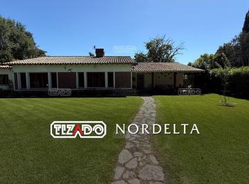 Casa · 384m² · 9 Ambientes · 10 Cocheras · Casa en Venta en Ricardo Rojas, Tigre, G. B. a. Zona Norte