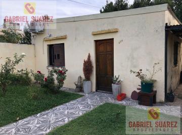 Casa · 94m² · 4 Ambientes · Casa - Gran Lote - Oprotunidad - Llavallol