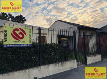Casa · 94m² · 4 Ambientes · 1 Cochera · Casa - Gran Lote - Oprotunidad - Llavallol