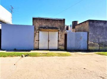 Terreno , Quilmes · Terreno de 213 m² en Venta en Parque Bernal