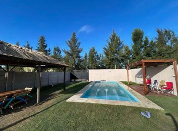 Casa de 2 ambientes, Cañuelas · Vivienda con Pileta a La Venta en Barrio Moradas de Máximo Paz.