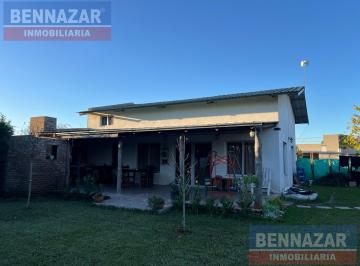 Casa · 800m² · 3 Ambientes · 1 Cochera · Casa en Venta - Los Alamos Al 100 - Barrio El Escorial