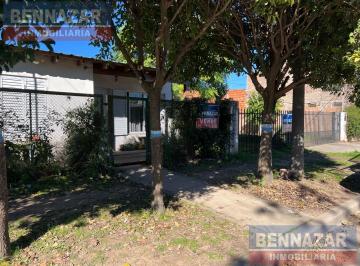 Casa · 418m² · 3 Ambientes · 1 Cochera · Casa en Venta C/ Galpón