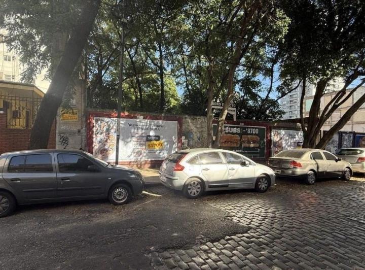 Terreno · 668m²