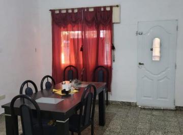 Casa · 171m² · 3 Ambientes · 3 Cocheras · Venta Casa con Local en Moron Sur
