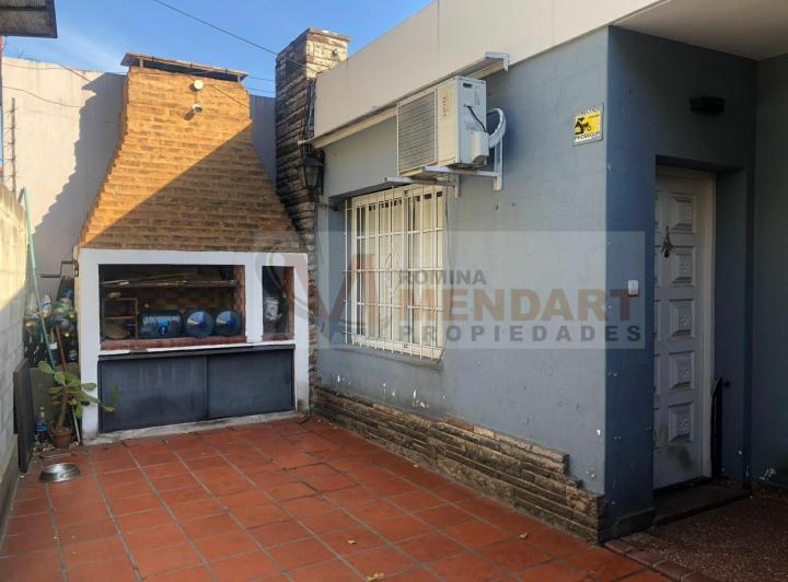 Casa · 110m² · 4 Ambientes · 2 Cocheras
