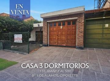 Casa · 265m² · 5 Ambientes · 2 Cocheras · Venta Casa 3 Dorm. en B° Los Alamos, Cipolletti