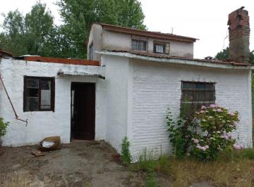 Casa · 100m² · 3 Ambientes · 1 Cochera · Casa Venta 2 Dorm. 2 Baños 100 m² - Aguas Verdes
