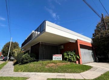 Casa de 4 ambientes, Quilmes · Hermosa Casa Americana de 4 Ambientes en Venta en Parque Bernal