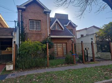 Casa de 4 ambientes, Quilmes · Chalet de 4 Ambientes en Venta en Parque Bernal
