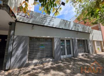 Casa · 375m² · 1 Cochera · Casa en Cipolletti