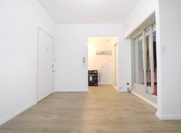 Departamento · 34m² · 2 Ambientes · Sobre Avda. Pueyrredón Totalmente Reciclado
