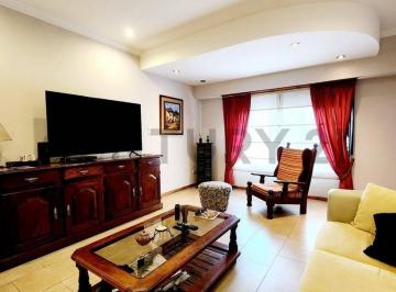 PH · 130m² · 5 Ambientes · 2 Cocheras · Venta PH Tipo Casa 4 Amb Apto Credito Permuta