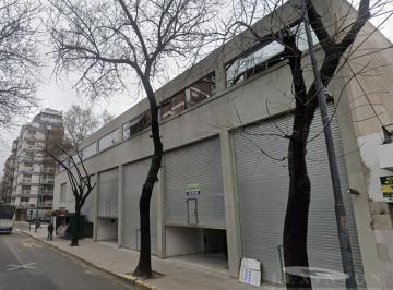 Depósito · 80m² · 3 Ambientes · Local en Flores