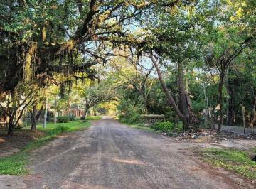 Terreno · 1620m² · Terreno Arbolado en Villa Fabiana, Donde Los Árboles Se Abrazan