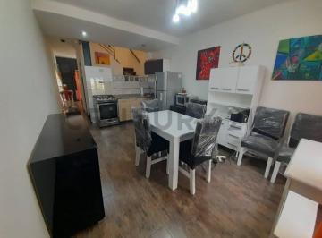 Casa · 70m² · 3 Ambientes · 1 Cochera · Venta Duplex 3 Amb San Justo Financia - Permuta