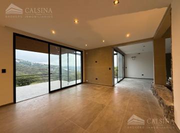 Casa · 330m² · 3 Dormitorios · 2 Cocheras · Casa en Venta La Deseada La Calera