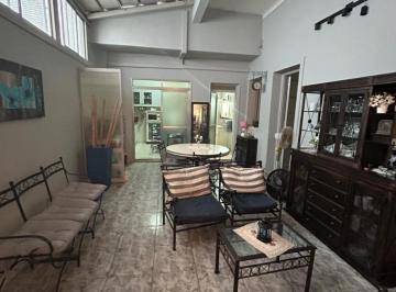 PH · 80m² · 3 Ambientes · 1 Cochera · PH Al Frente 3 Amb con Garaje y Terraza