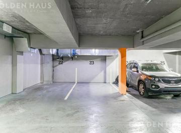 Garage · 13m² · Cochera Cubierta Fija Zona Abasto