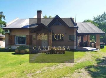 Casa · 150m² · 3 Ambientes · 1 Cochera · Mgm. Excelente Casa Quinta en Venta Loma Verde