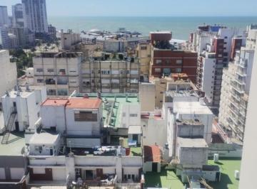 Departamento · 32m² · 2 Ambientes · Departamento de 2 Ambientes con Vista Abierta Al Mar. Plaza Colon.