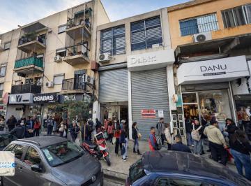 Local comercial · 105m² · Local en Floresta