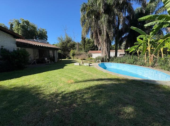 Terreno · 1600m²