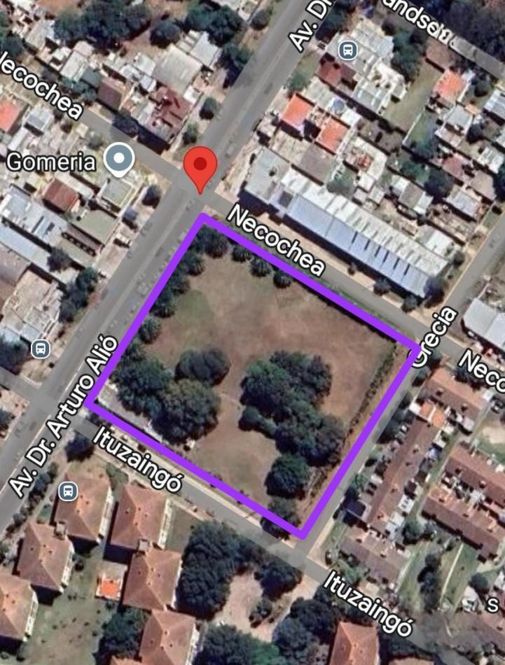 Manzana Completa con Local y Vivienda! 7500m² — Libertad